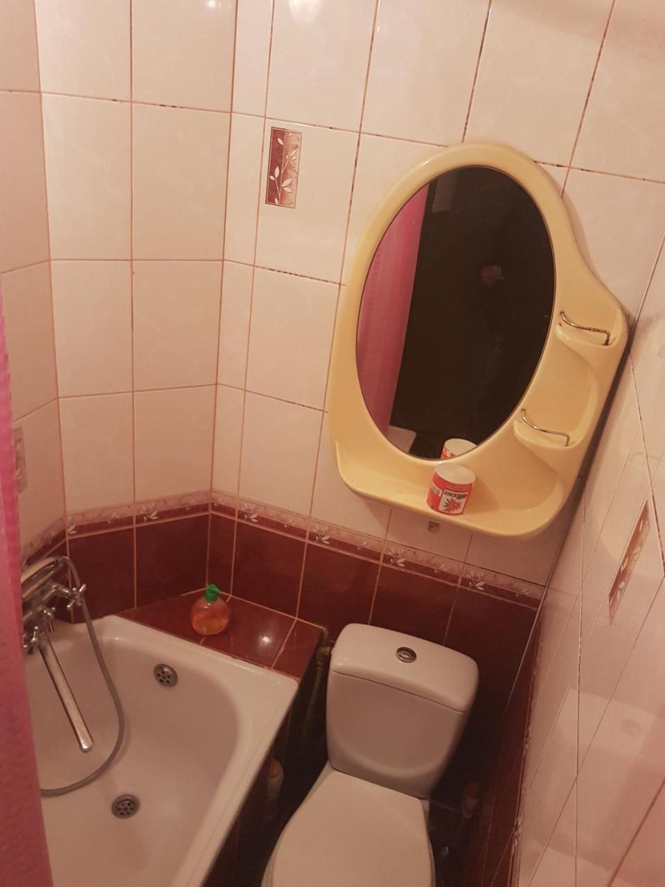 Аpartments Rivne Hotel Kvartira Автовокзал Центр Luaran gambar